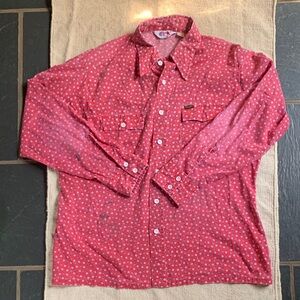 Wrangler Vintage Red with white flowers & blue apples Button-Up Shirt XL